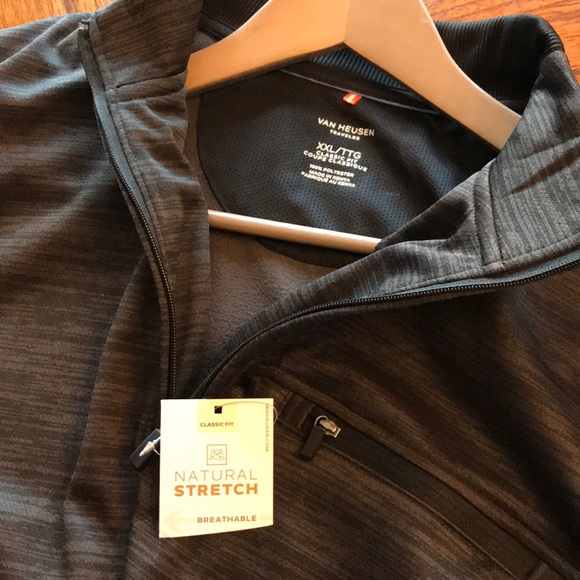 Lightweight Quarter-Zip Sweater - Picture 4 of 5